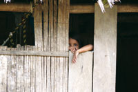 
Nia indgena tikuna en la poblacin de Puerto Nario.

