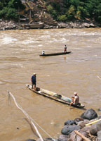 El ro Grande de La Magdalena, ligado al desarrollo de los asentamientos urbanos de la cuenca, ha sido para sus pobladores fuente de alimento y bienestar y el camino que impuls el intercambio de mercancas desde que se inici la conquista del interior de
