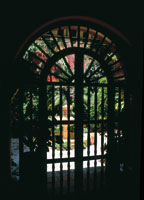 Portn colonial en Santa Marta, una de las primeras fundaciones espaolas en la actual Colombia.