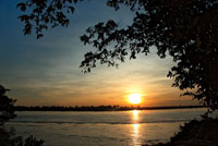 Los principales ríos que surcan la Amazonia colombiana nacen en la cordillera de Los Andes y acumulan un gran caudal en su recorrido. Río Amazonas a la altura de Leticia.