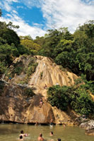 Cascada Chicalá en el departamento del Tolima.