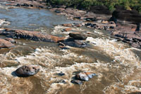 Raudal Maipures en el Parque Nacional Natural Tuparro.